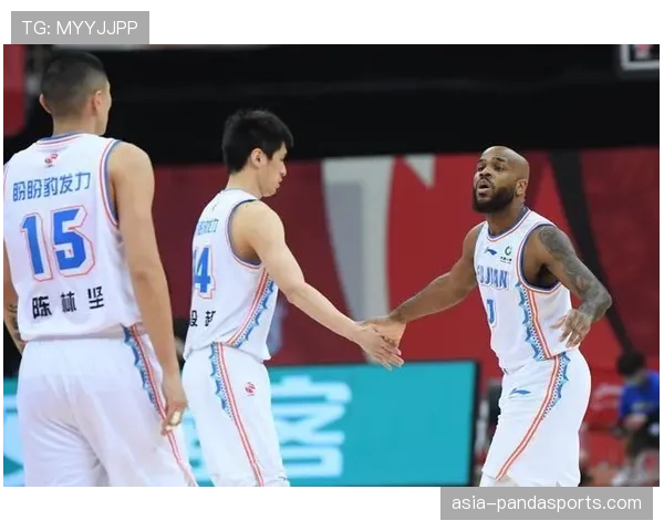 上海男篮外援出手占比超全队一半 引本土球员角色功能化思考